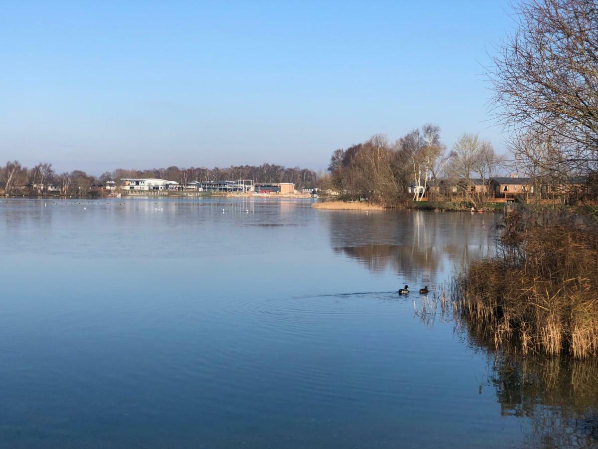 Relaxing Holiday Home With Hot Tub At Tattershall Lakes Exterior photo